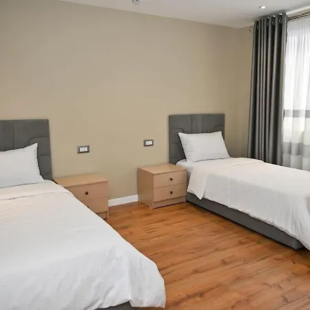 Seaside Splendor ! Appartamento Durrës